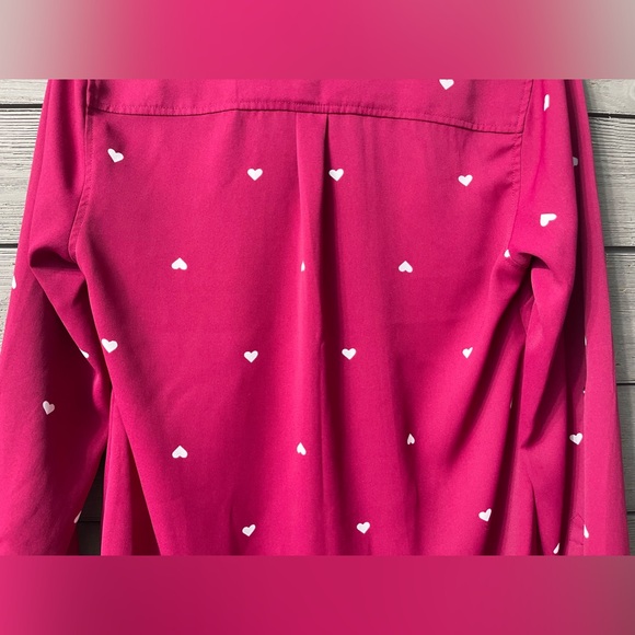Talbots Fuscia Pink Long Sleeved Button Up Blouse with Whitr Hearts Sz Petite - Picture 9 of 14